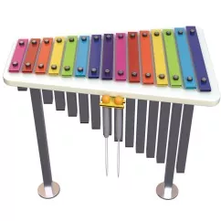 Xylophone luaran yang besar