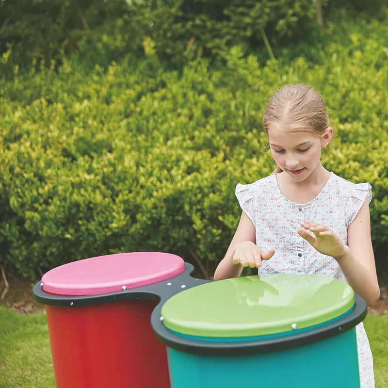 Dua Congas Outdoor